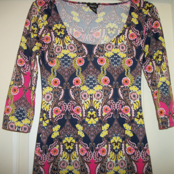 FESTIVAL BOHO RUE 21 SLIM KNIT DRESS SM - Picture 3 of 6